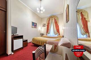 Гостиница Мини-отель Роял Антарес Санкт-Петербург Стандартный двухместный номер с 1 кроватью или 2 отдельными кроватями-26